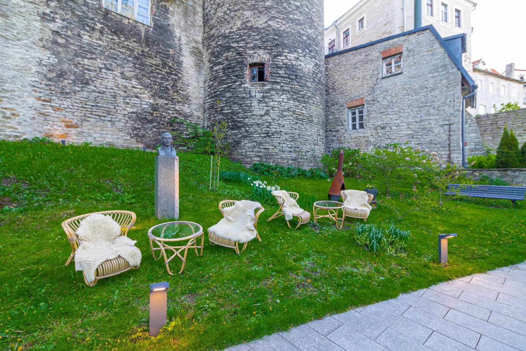 Apartamento In A Real Medieval Tower, Lower Floors *